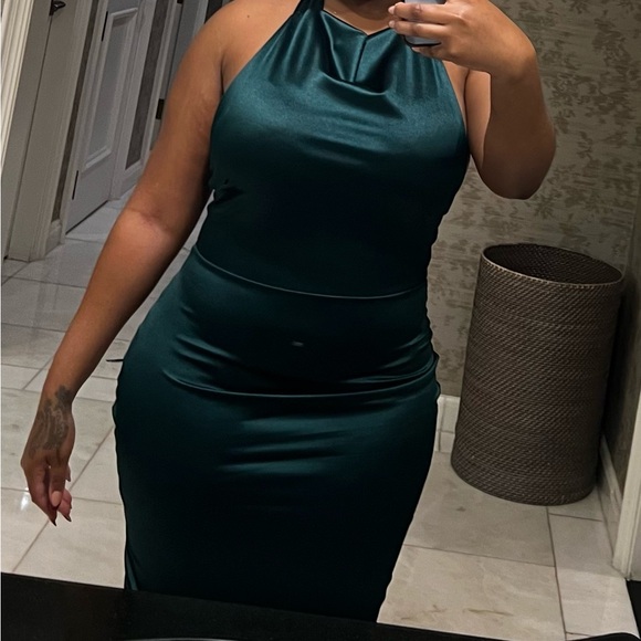 Green silk long dress - Picture 3 of 3